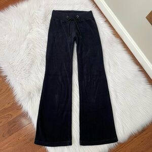Vintage Y2K black velour sweatpants 🖤 by PinkRose